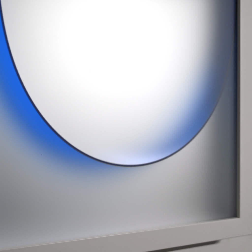 Beautiful minimal piece with saturated colour.
