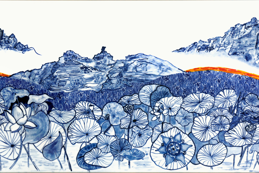 Mirima Lotus 
2018 
Jingdezhen porcelain, 
cobalt and underglaze decoration, decals, glaze 
120 x 80cm
photo: Josef Muller