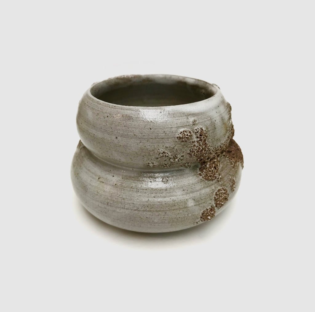 Salt pot